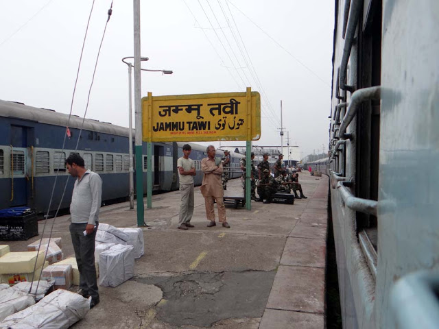 04992 Jammu Tawi to Pathankot Demu Special Train