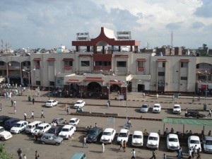 09412 patna ahmedabad Premium Superfast Special